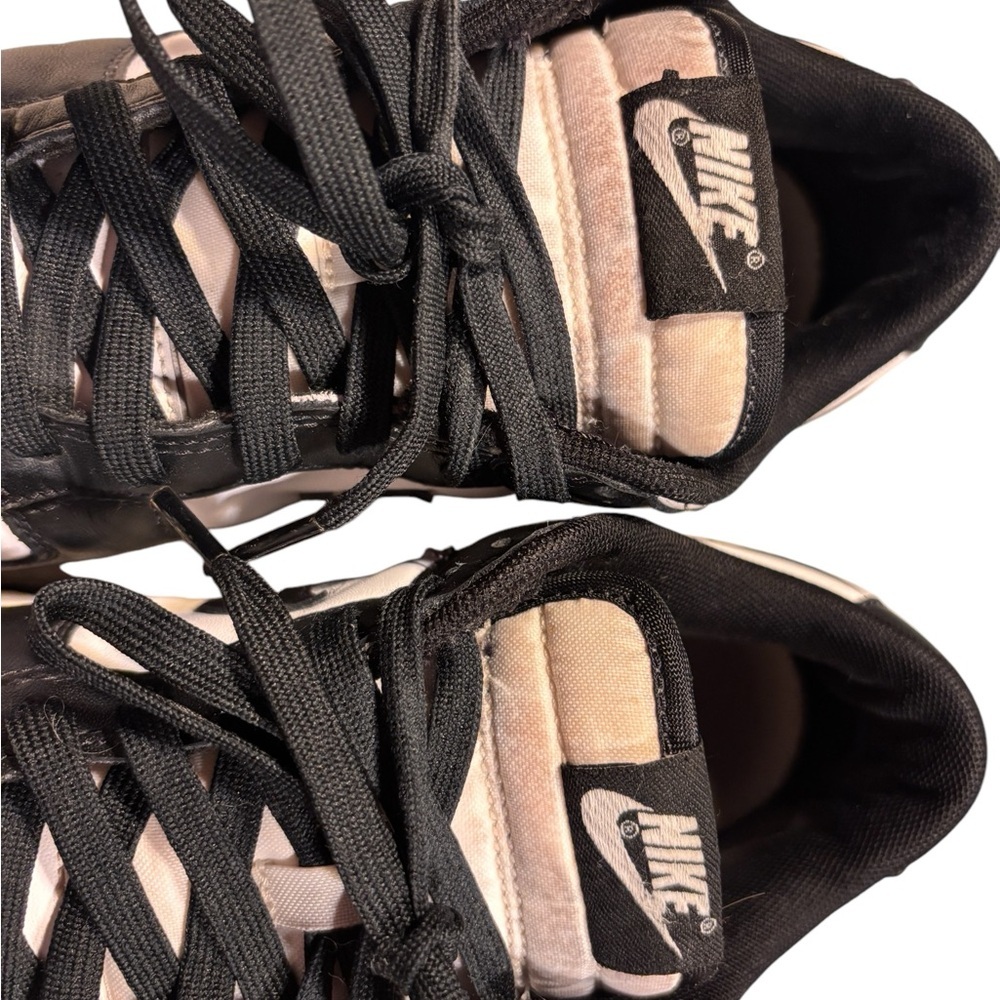 Low Top NIKE Retro Panda Dunks - Picture 4 of 5
